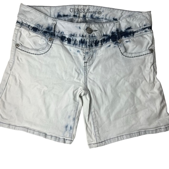 Guess Jean Short VTG Y2K Bleached Denim Women SZ 31 10 Cotton Zip 80s Yoke Skate - Picture 1 of 8